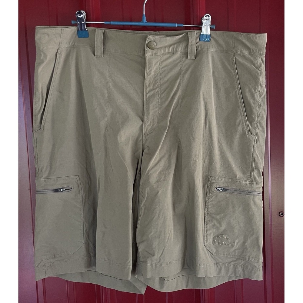 LL Bean Shorts Khaki Active Travel Hiking Nylon Spandex Size Mens 38W